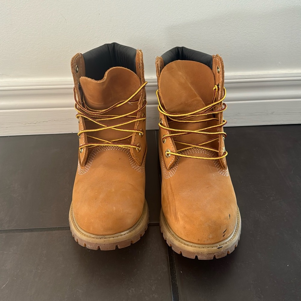 Timberland Wheat Brown Leather Combat Boots